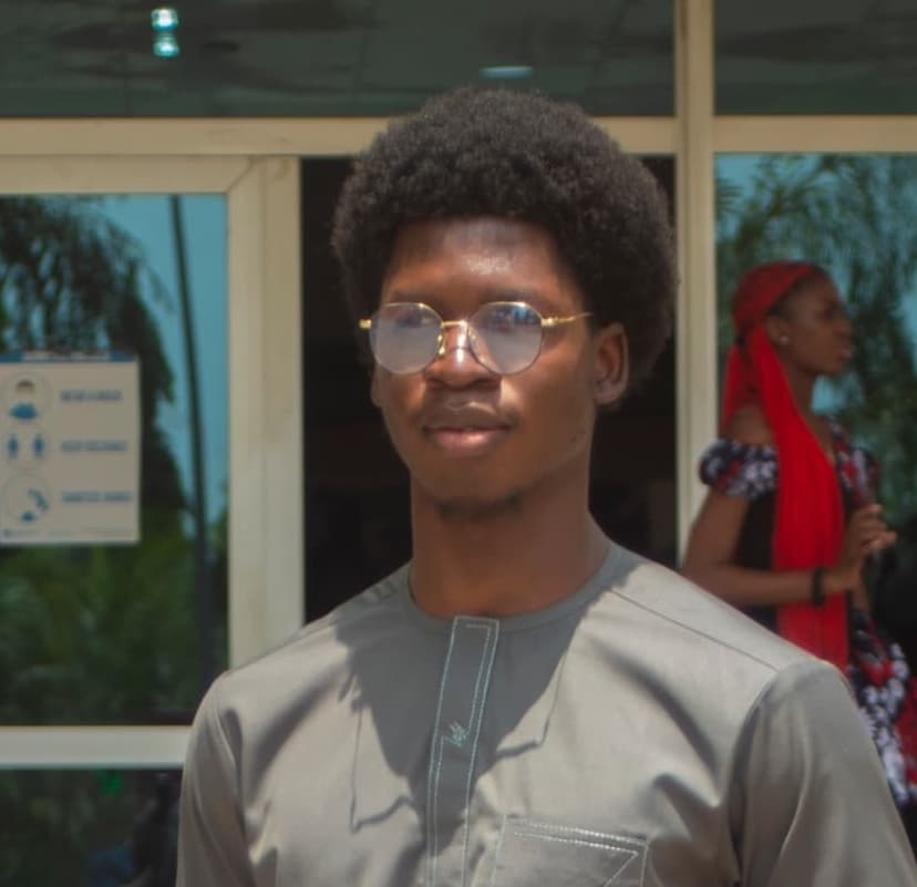 Tomisin Akinwande